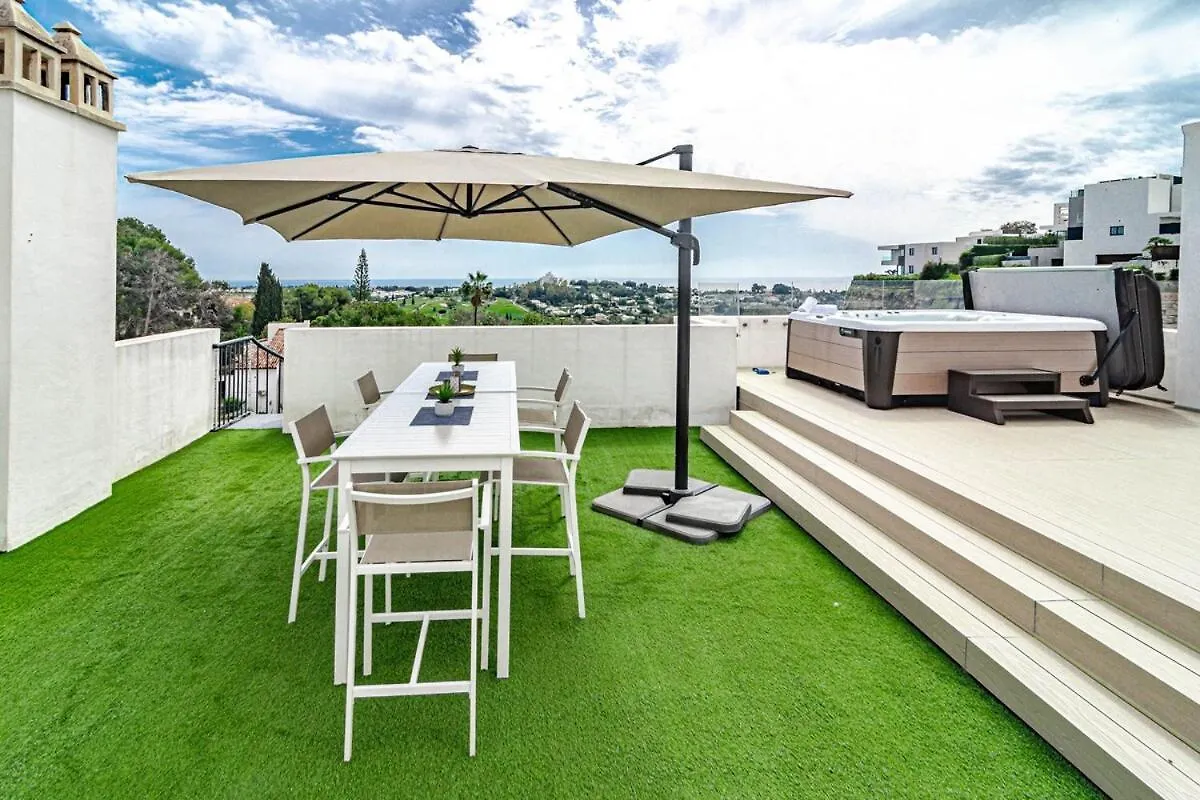 Apartment Amazing Penthouse Paraiso Pueblo And Hottub Rdr498 Estepona Spain