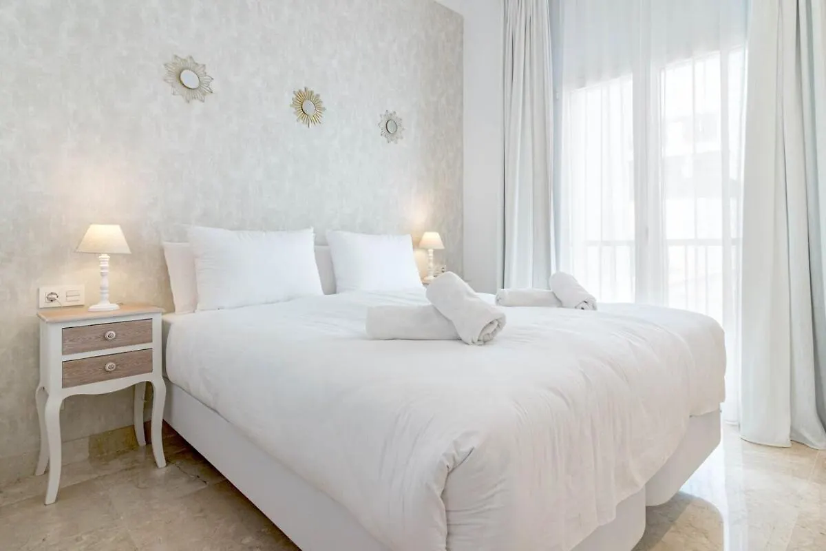Amazing Penthouse Paraiso Pueblo And Hottub Rdr498 إِستيبونا شقة